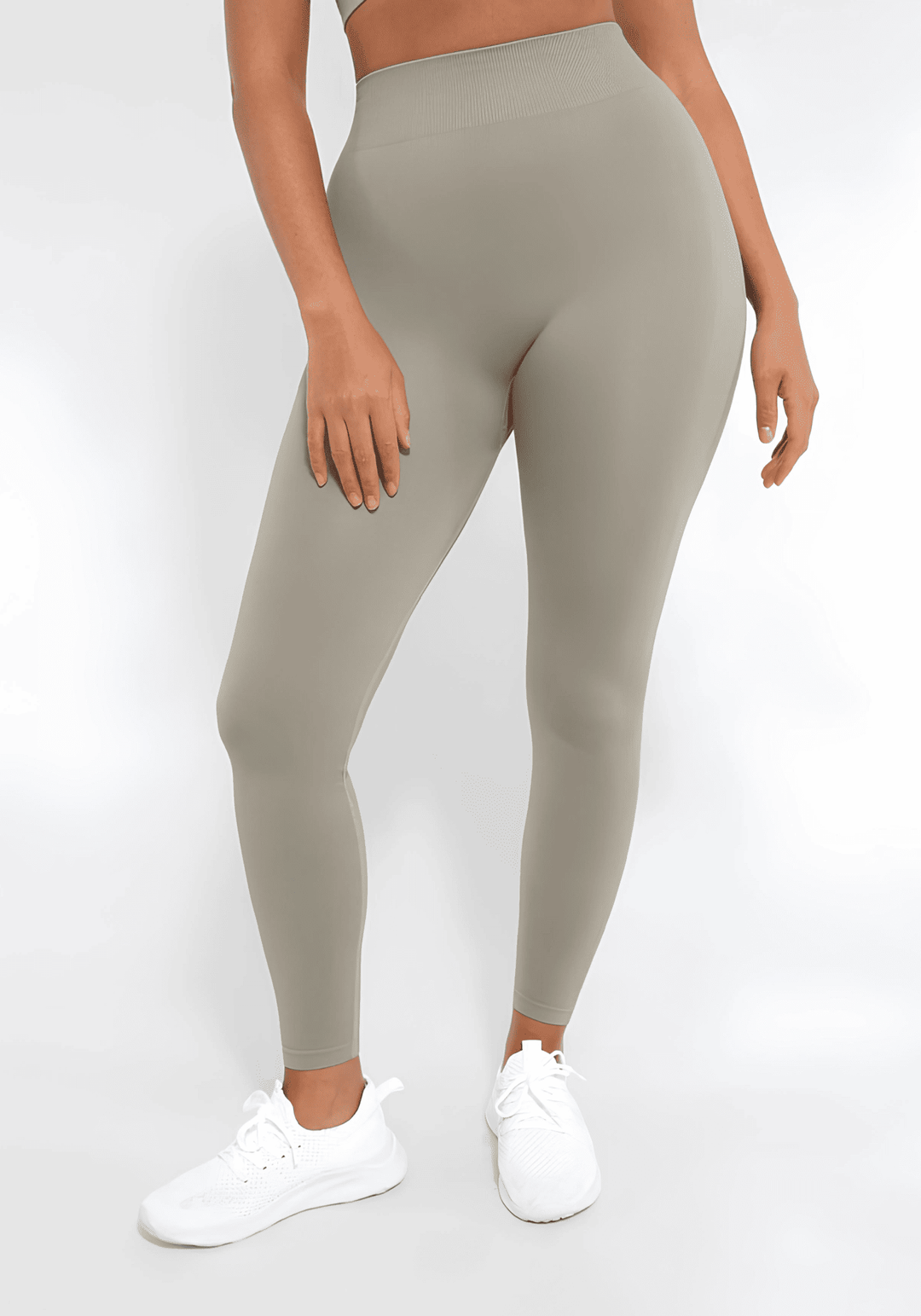 body shaping leggings with light control and sleek fit for a smooth, contouring silhouette