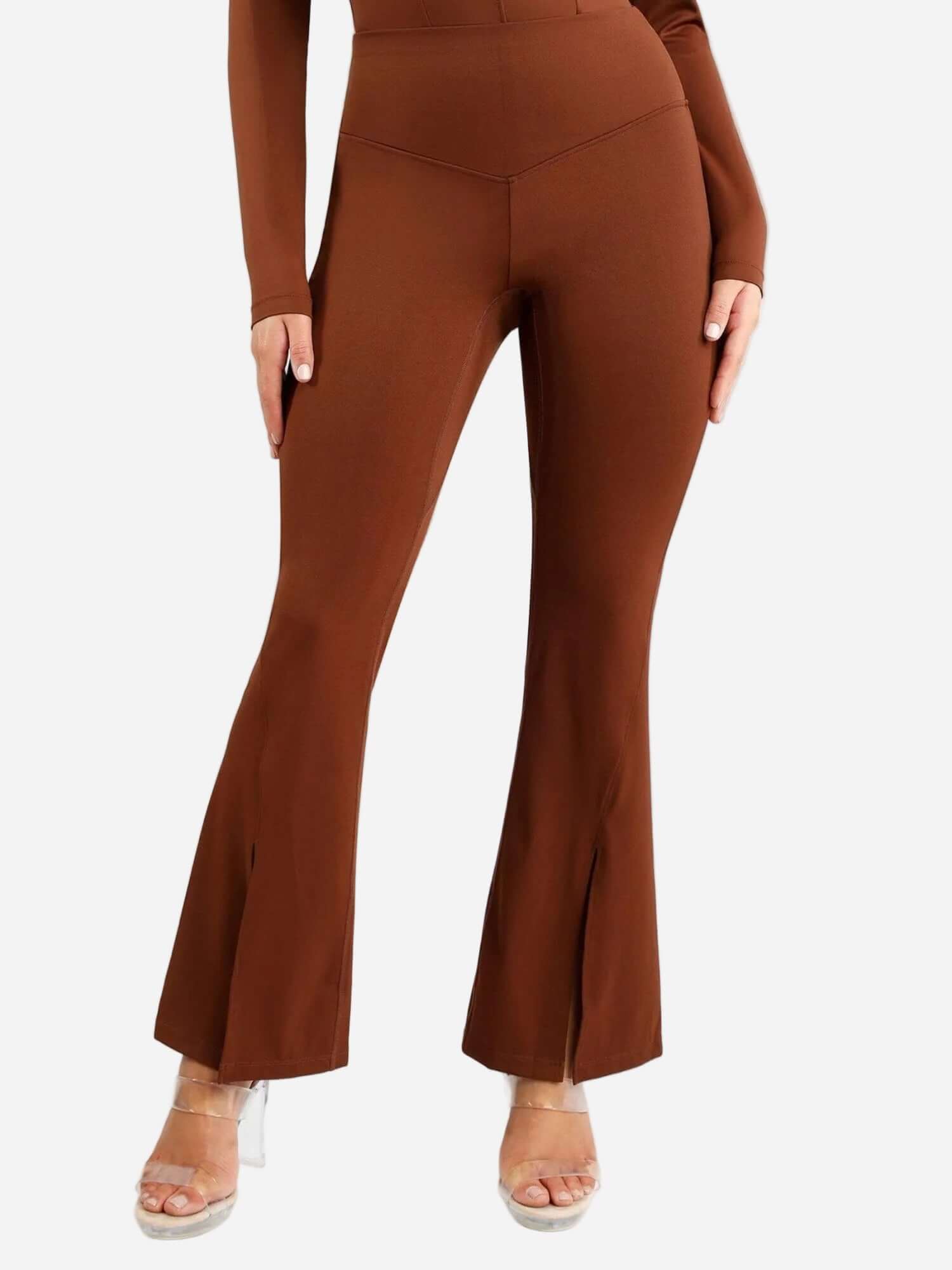 High-waisted front slit leggings in brown, flattering micro-flare fitness pants with body-shaping high rise