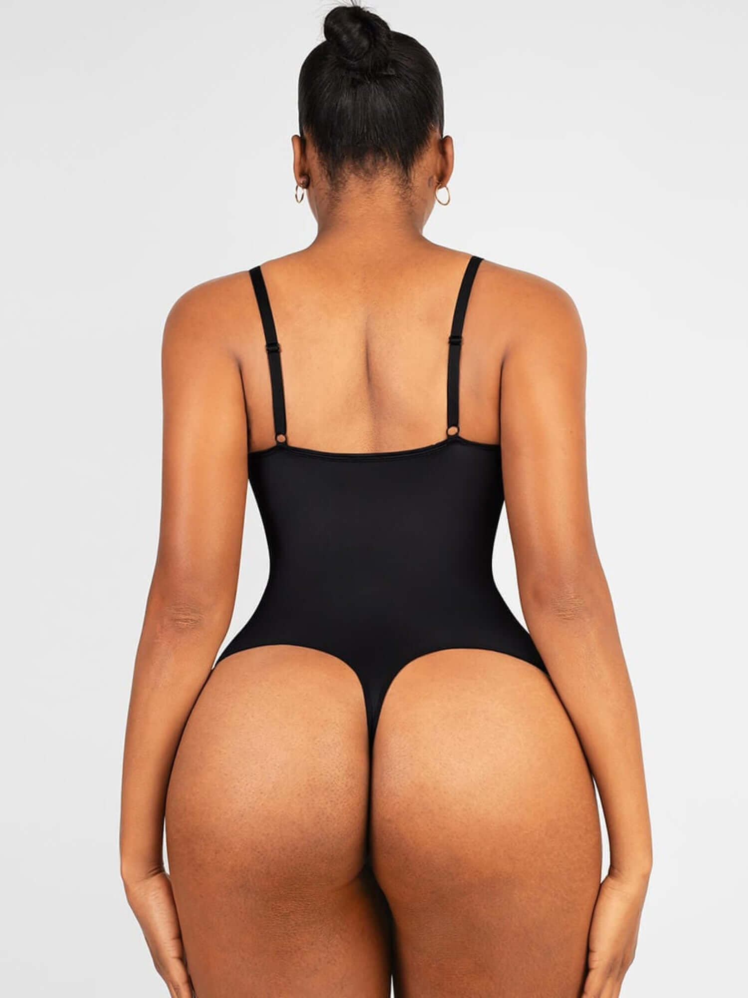 strapless cupped bodysuit shapewear body shaper with detachable straps for a smooth, streamlined silhouette